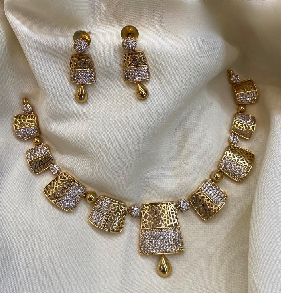 AD Indowestern Version 1 NeckSet ADN2240