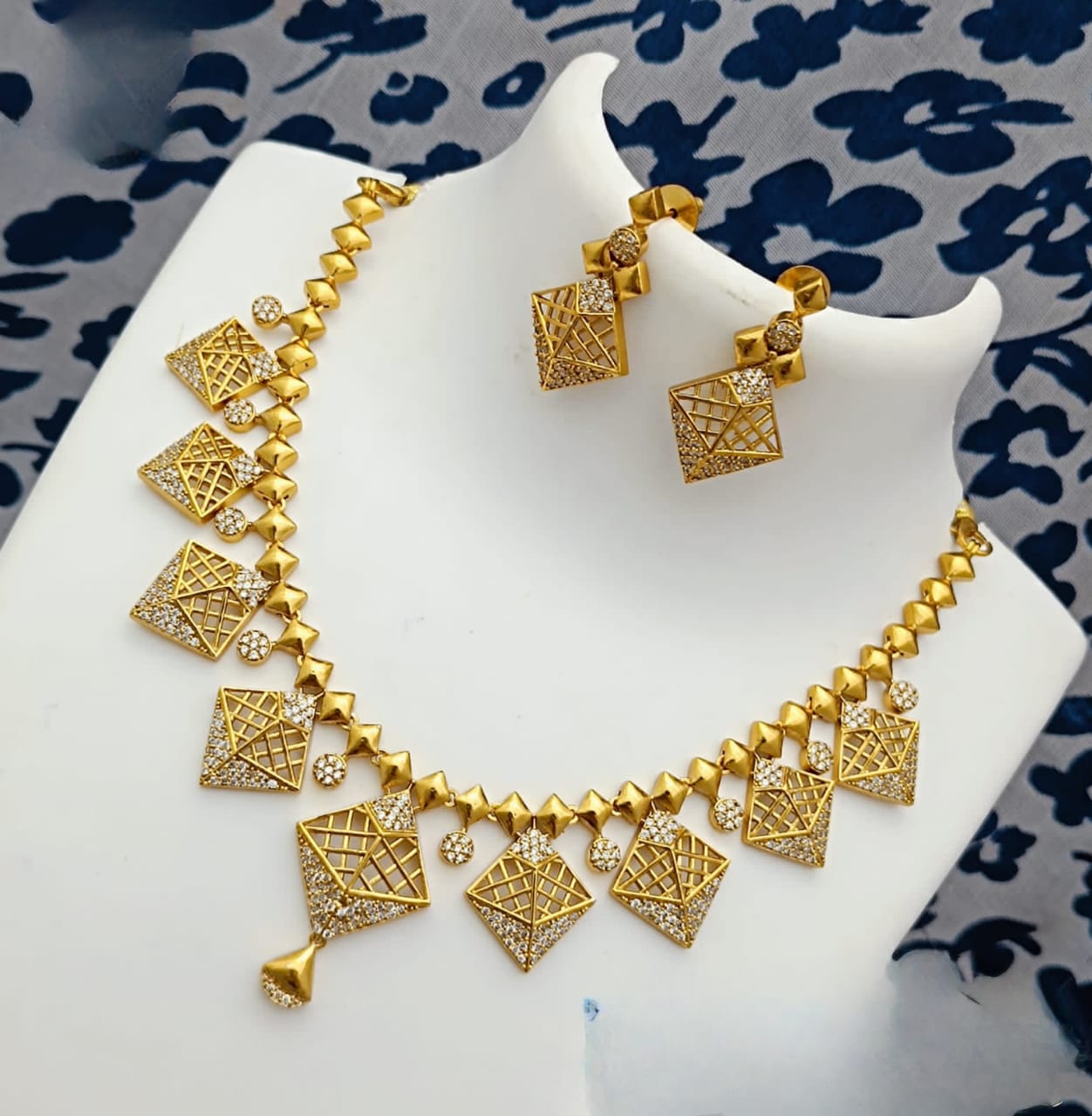 AD Necklace Set ADN2233