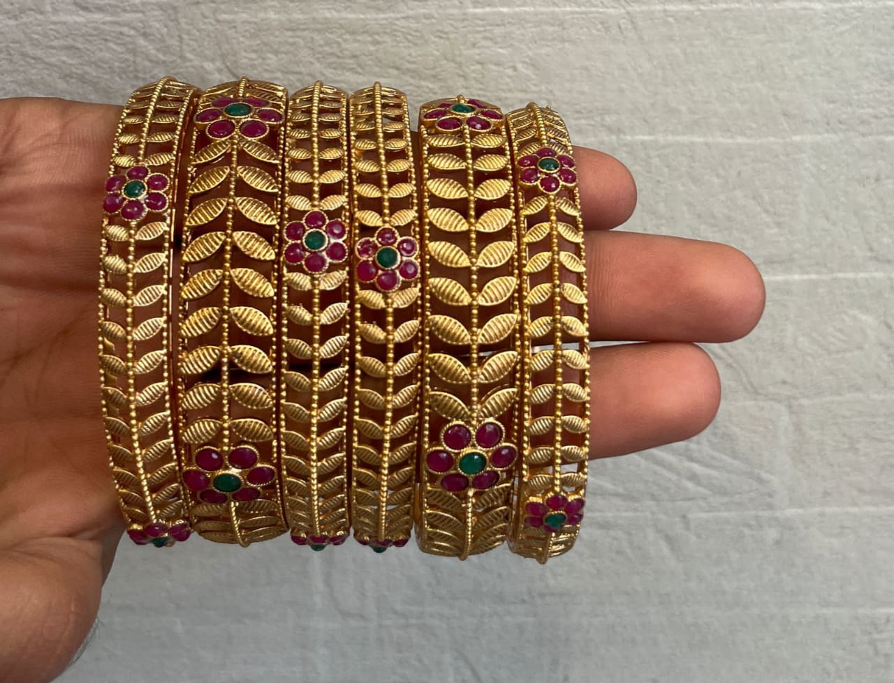 Antique Bangles GA250 (Size 2.6)