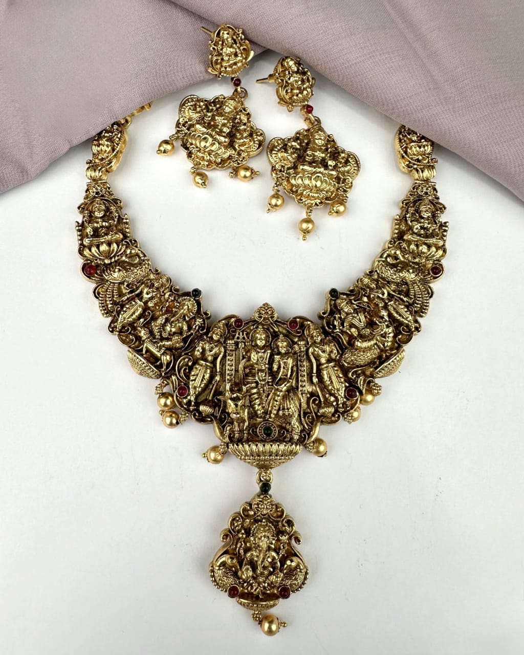 Antique Gold Necklace Set