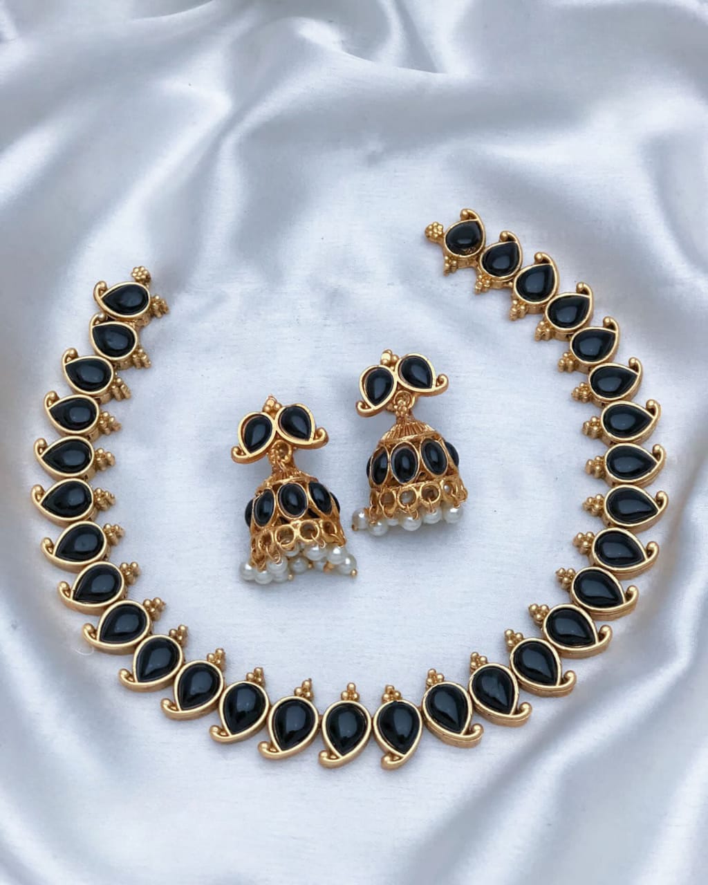 Black Kemp Neckalce Set SJ174