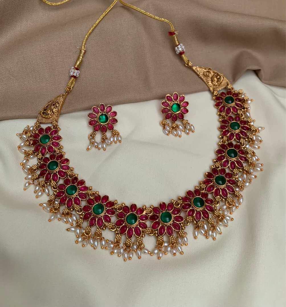 Floral Pearl Drop Necklace Set