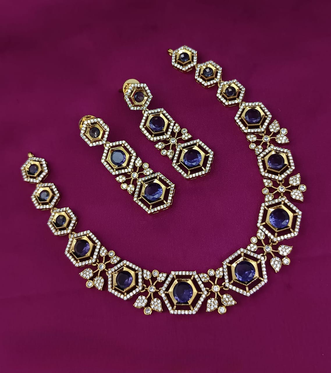 Hexagon Design  Necklace Set ( Violet )