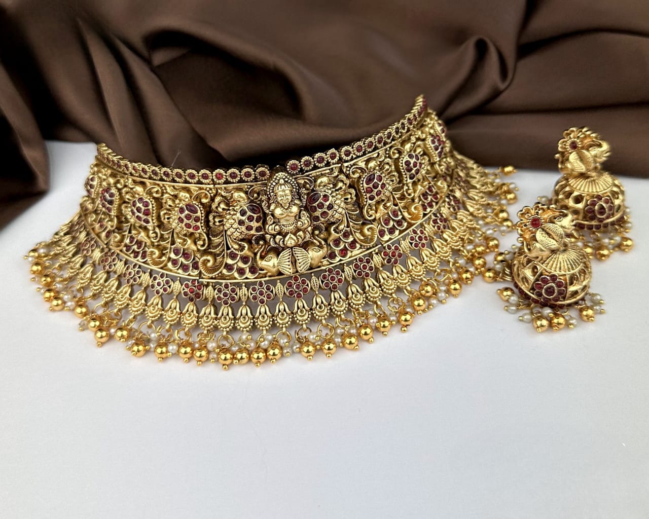 Lakshmi Bridal Red Choker Set SJ138