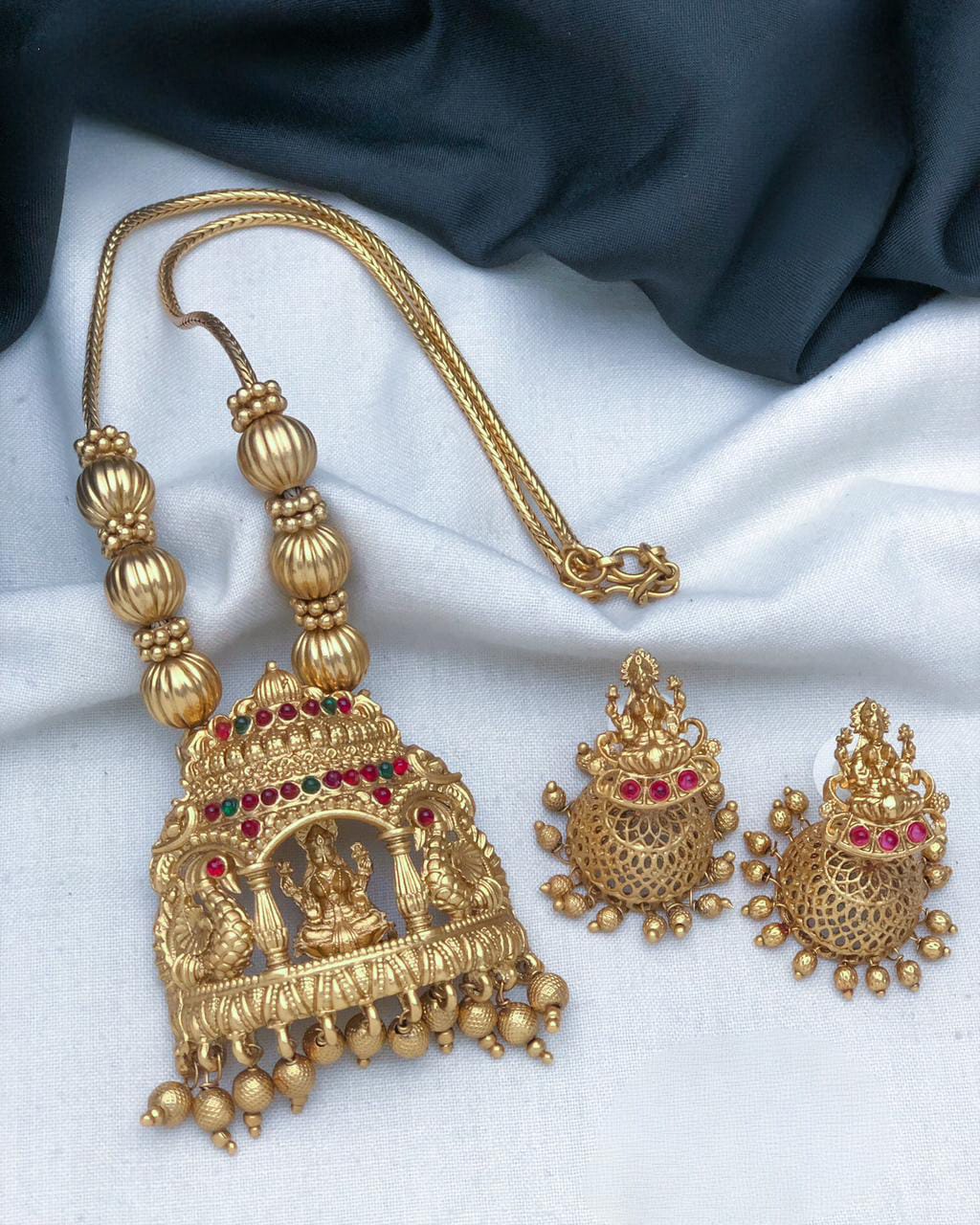 Lakshmi Temple Design Chain Set SJ163