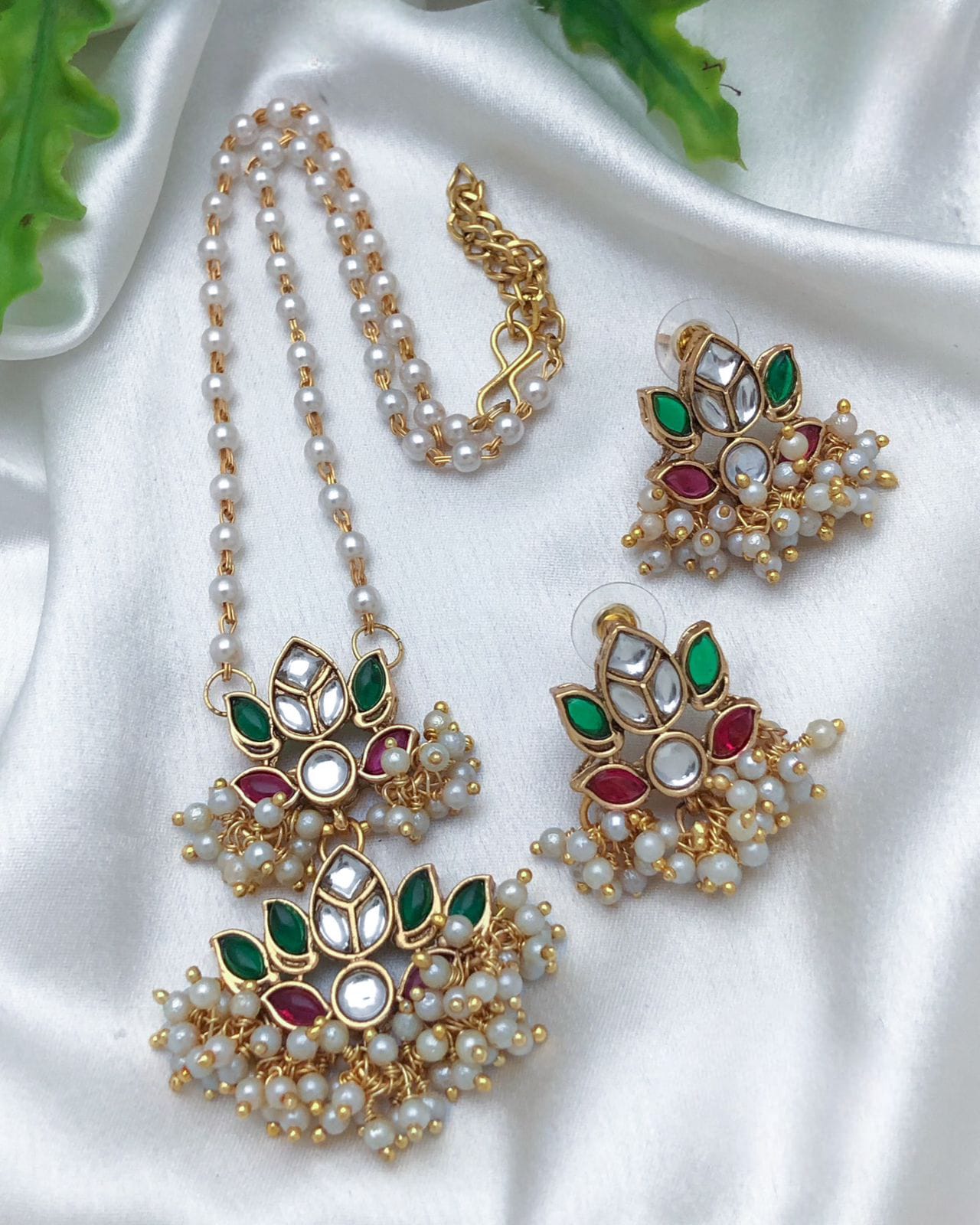 Lotus Pearl Pendant Set