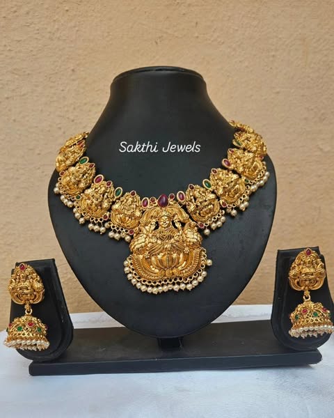 Nayanthara Mam Inspired Bold Necklace Set SJ204