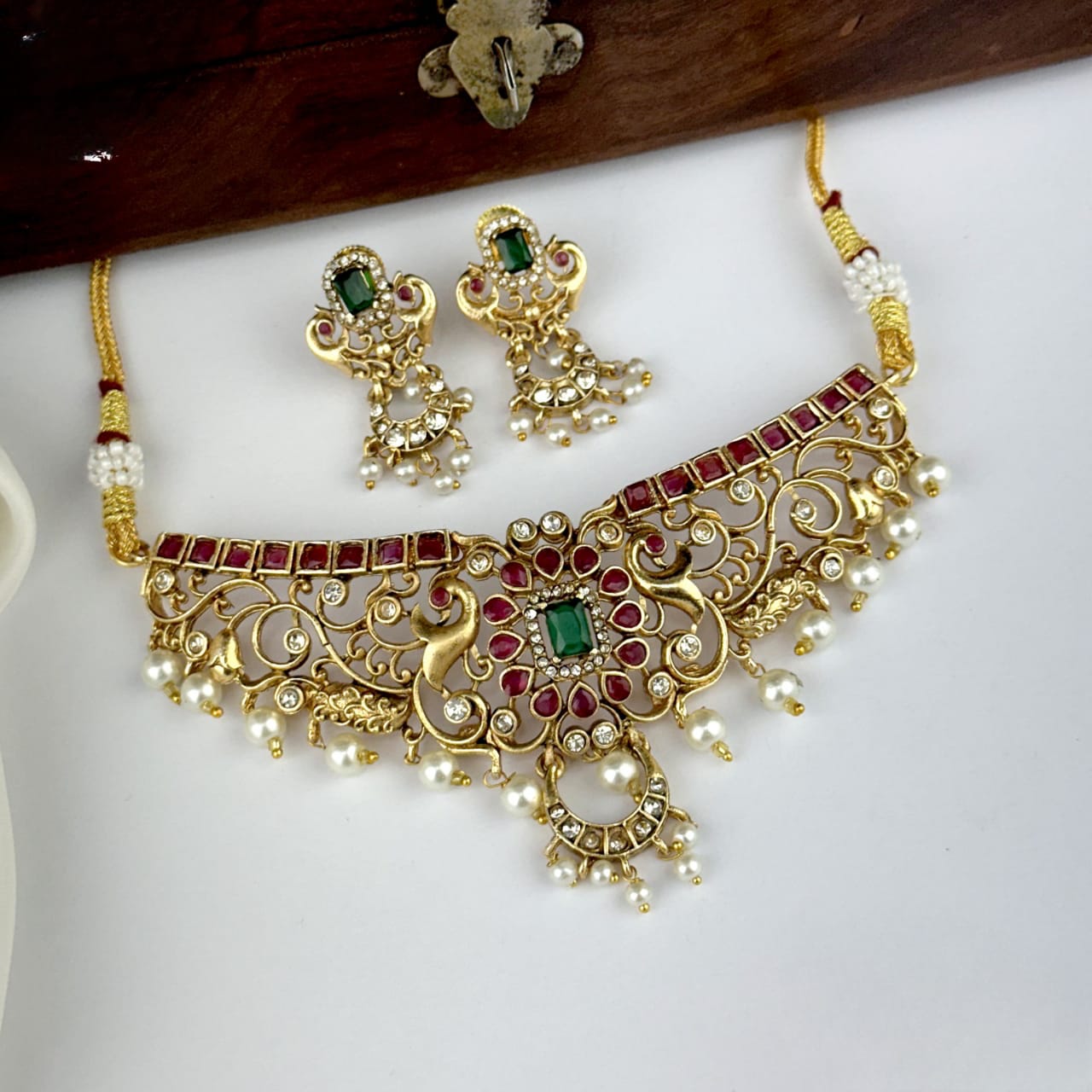 Peacock Design Choker Set