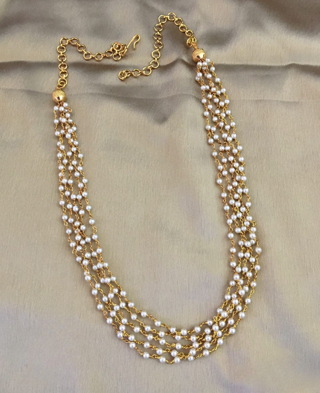 Pearl White Layer Chain SJ235