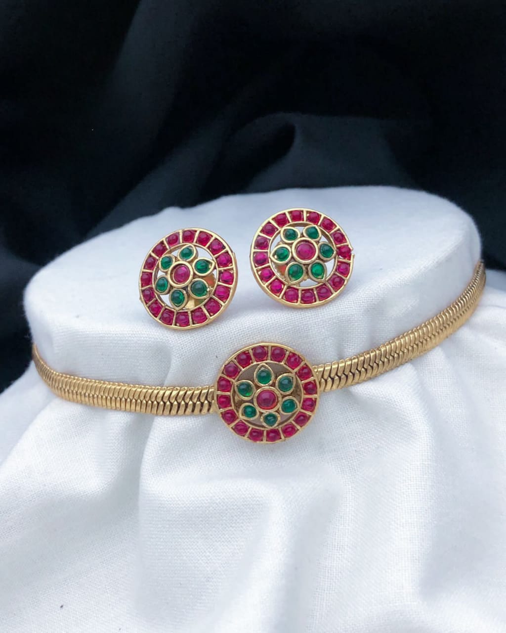 Round Multi Choker Set SJ137