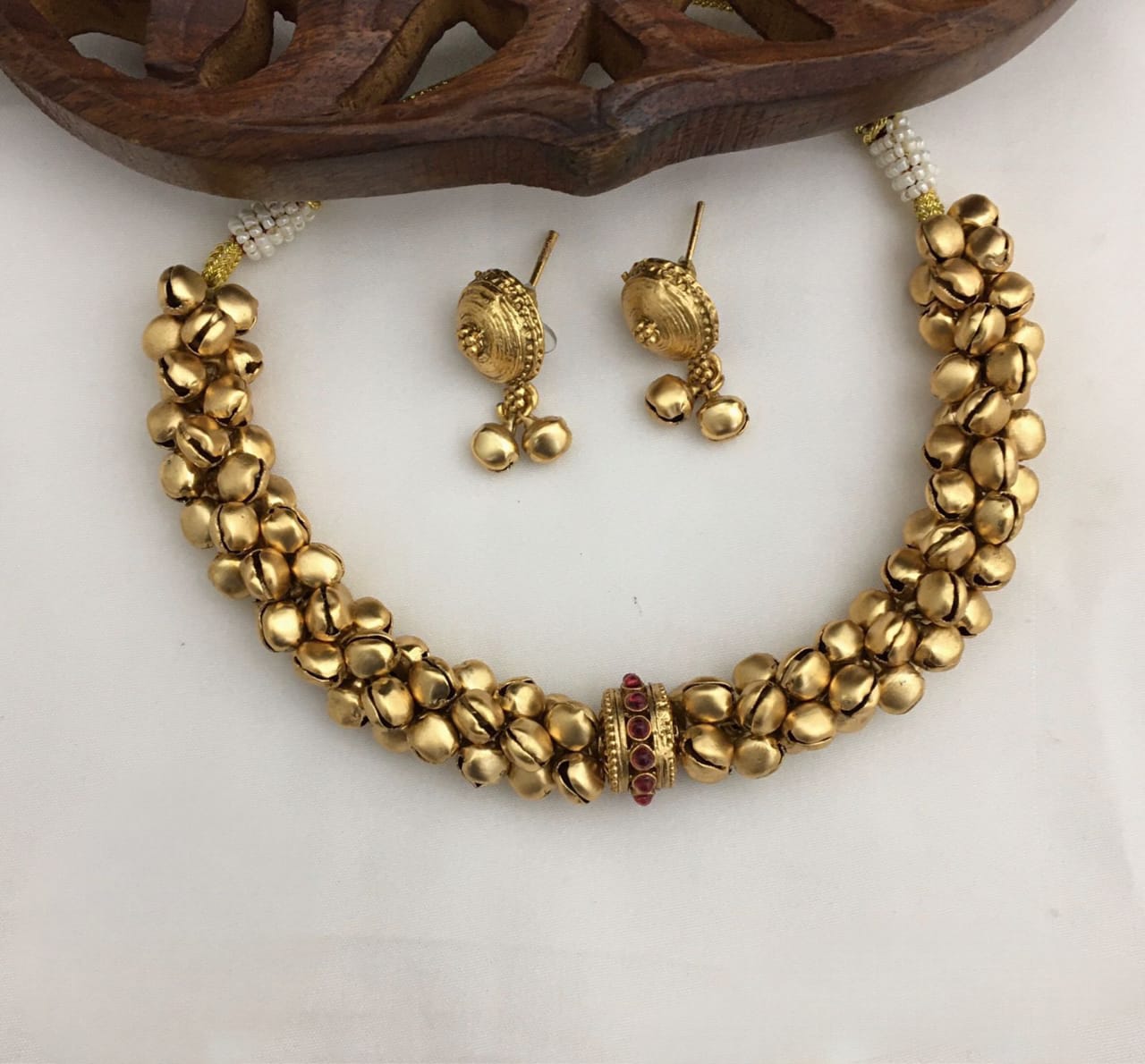 Salangai Design Necklace Set