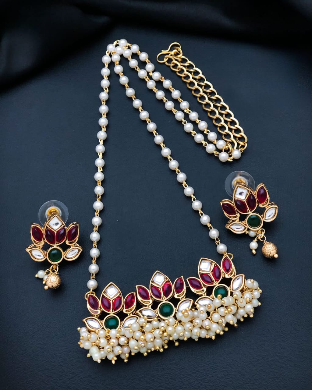 Three Lotus Pearl Chain Set
