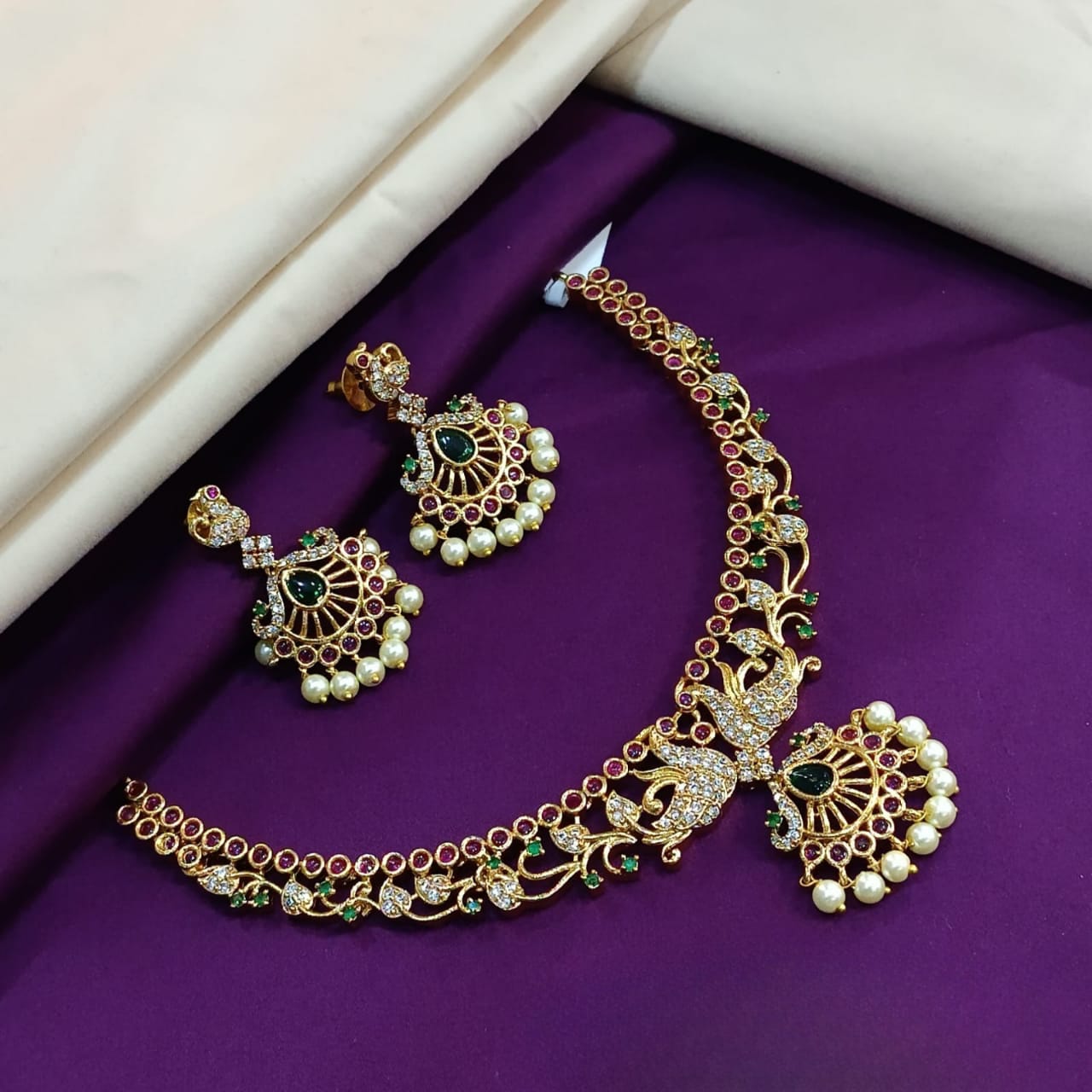 Traditional AD Ruby Green Necklace Set SJ177