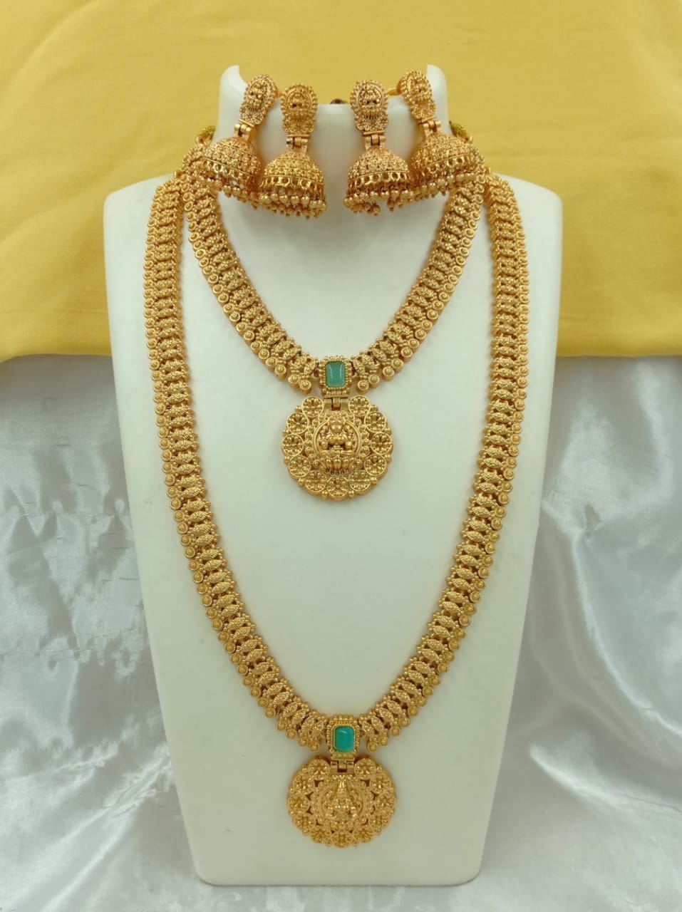 Traditional GoldAlike Pale Green Combo Set AJK5665