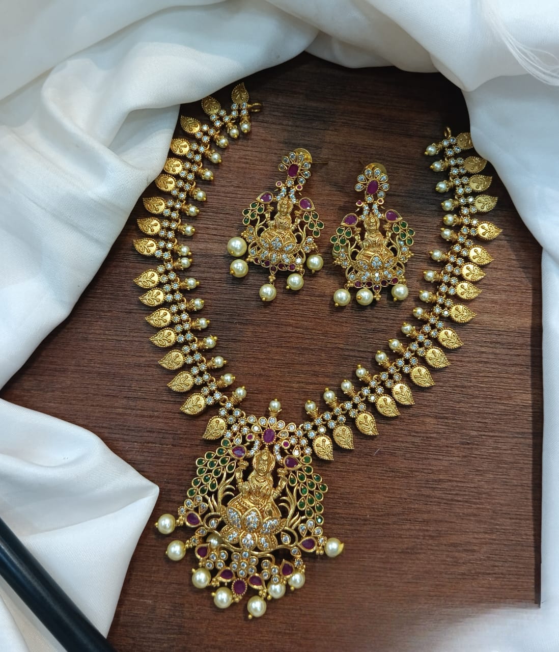 Traditional Lakshmi Design Necklace Set